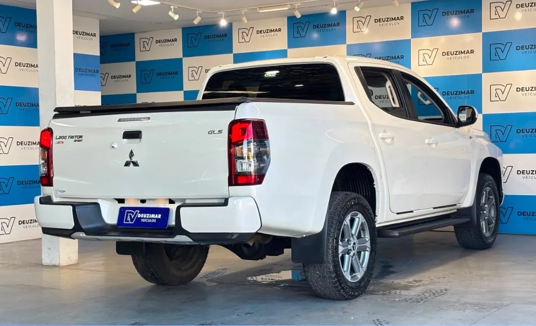Mitsubishi L200 Triton 2023, foto 2 de 8