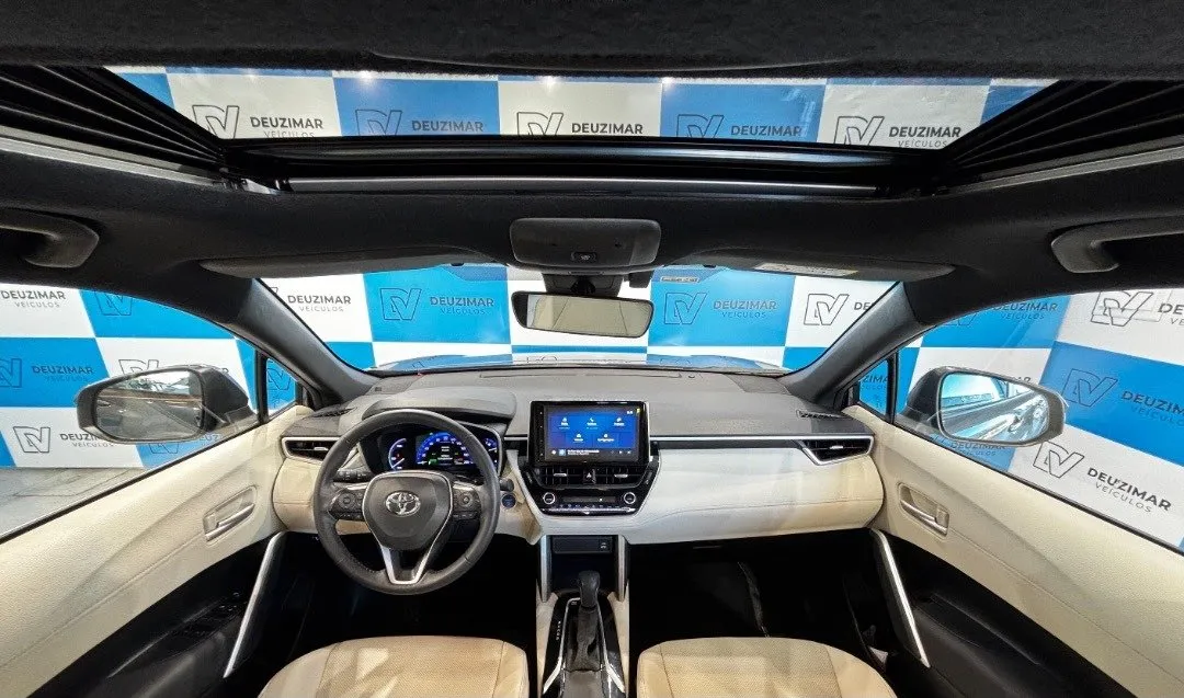 Toyota Corolla Cross 2024, foto 6 de 8