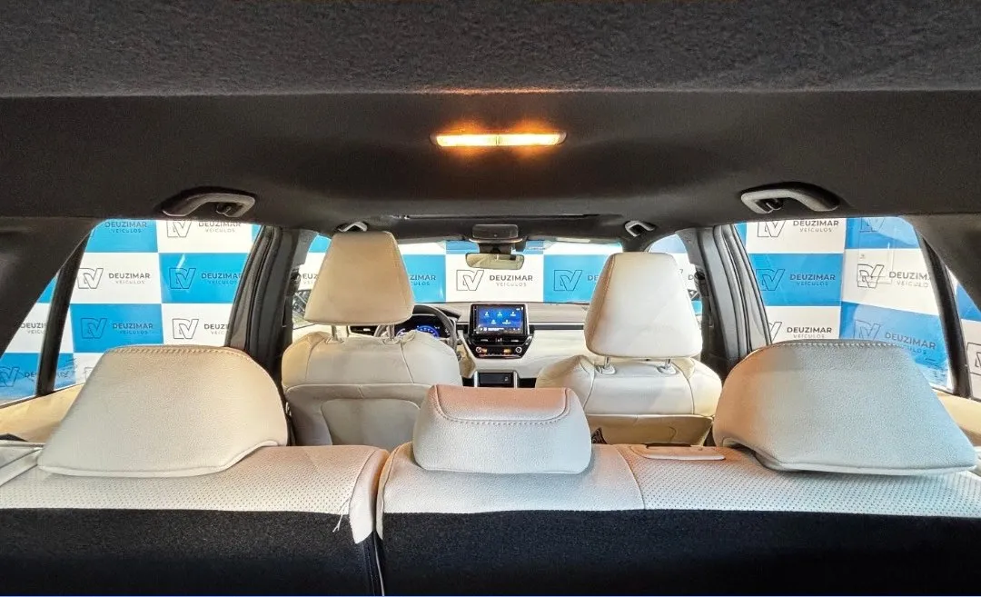 Toyota Corolla Cross 2024, foto 7 de 8