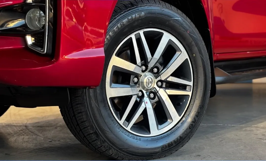 Toyota Hilux 2019, foto 4 de 8