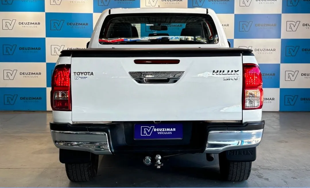 Toyota Hilux 2020, foto 4 de 8