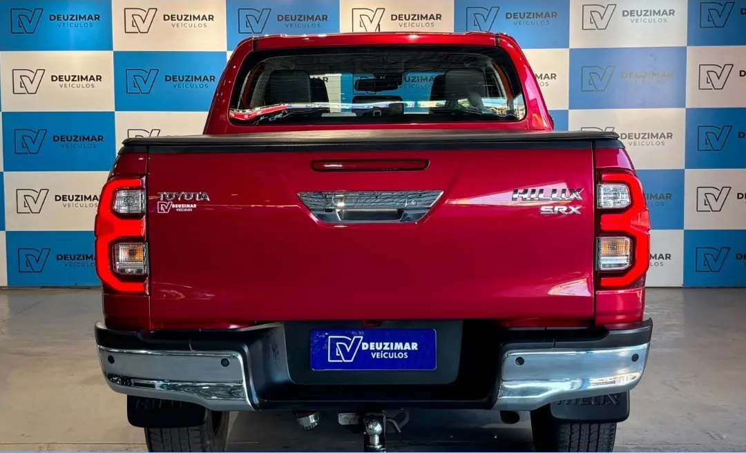 Toyota Hilux 2021, foto 4 de 8