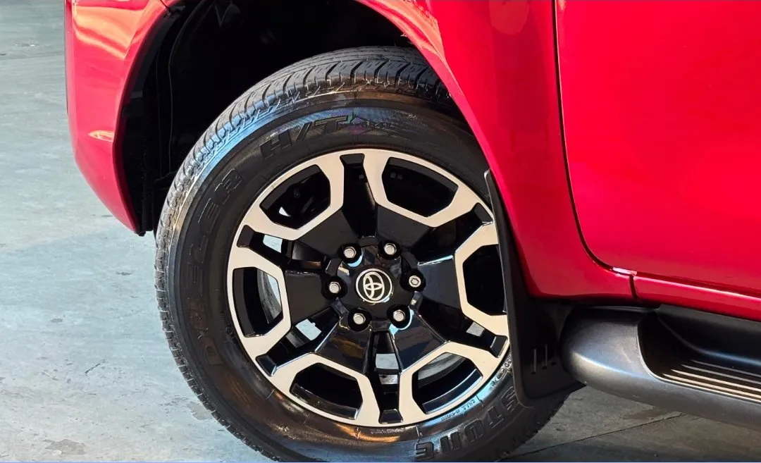 Toyota Hilux 2021, foto 7 de 8