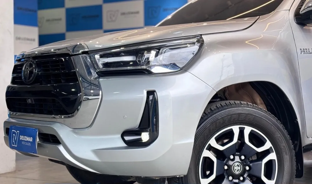 Toyota Hilux 2022, foto 3 de 8