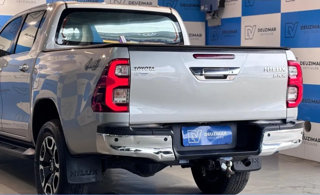Toyota Hilux 2022, foto 4 de 8