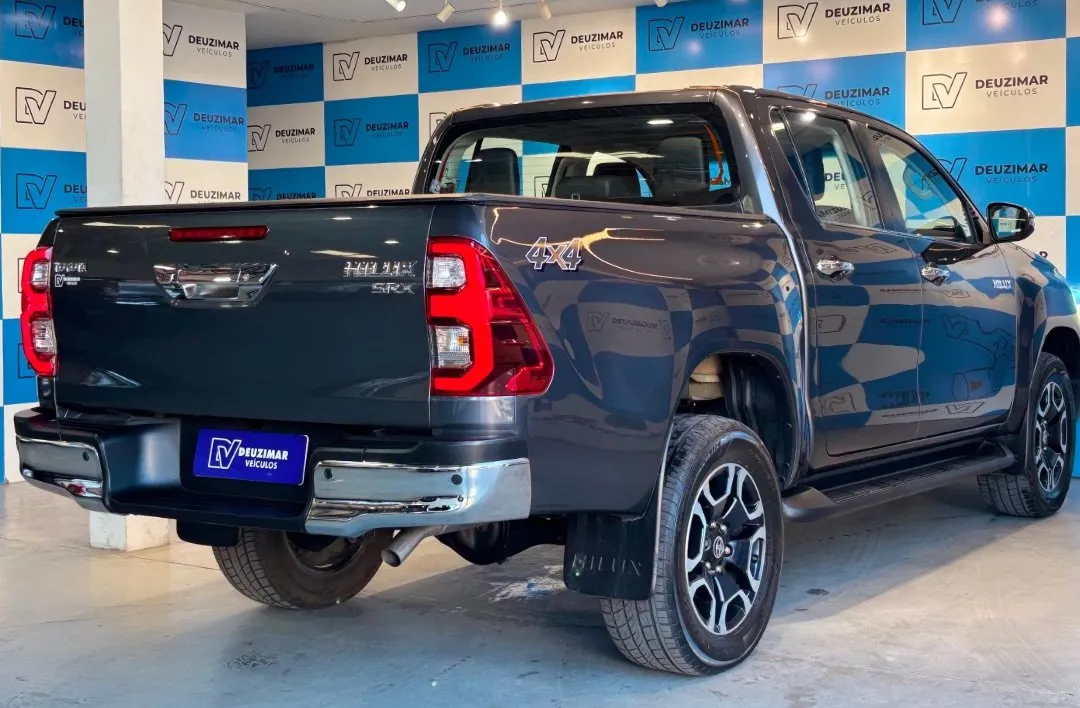 Toyota Hilux 2023, foto 2 de 8