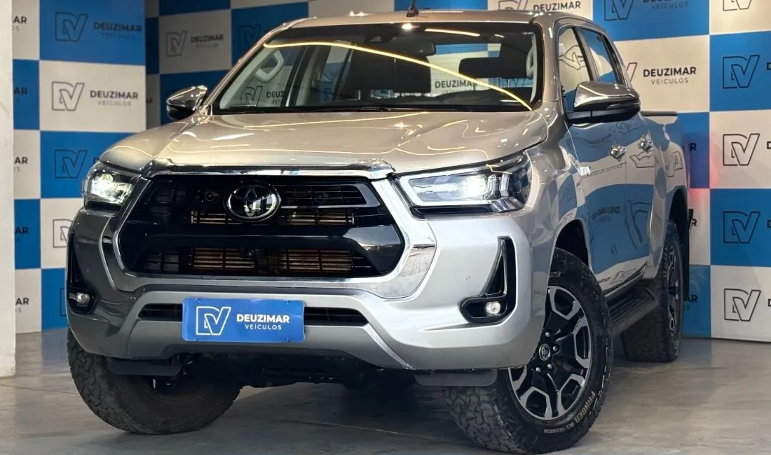 Toyota Hilux 2024, foto 1 de 8