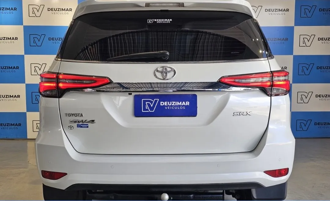 Toyota SW4 2021, foto 5 de 8