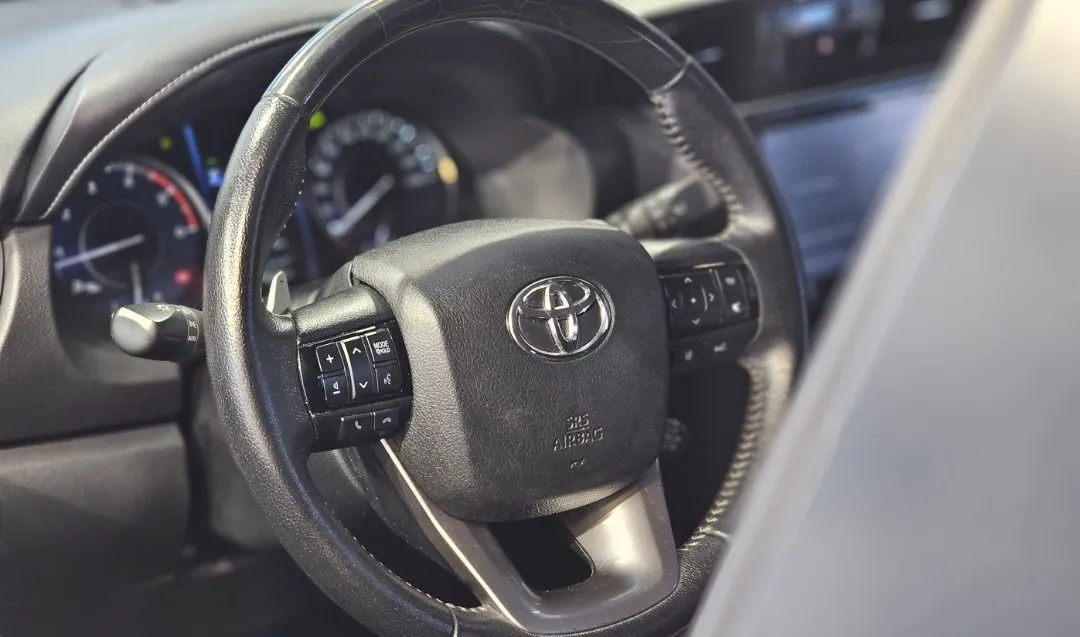 Toyota SW4 2021, foto 6 de 8
