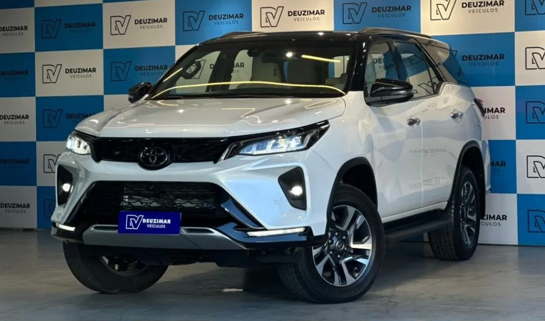 Toyota SW4 2024, foto 1 de 8