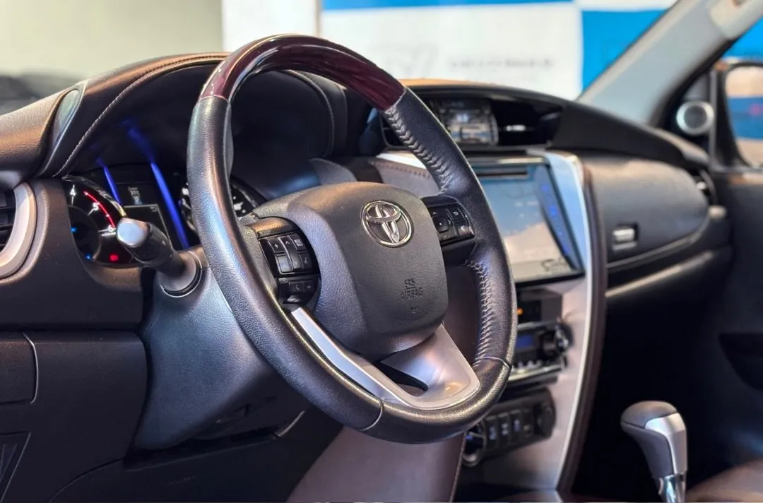 Toyota SW4 2017, foto 7 de 8